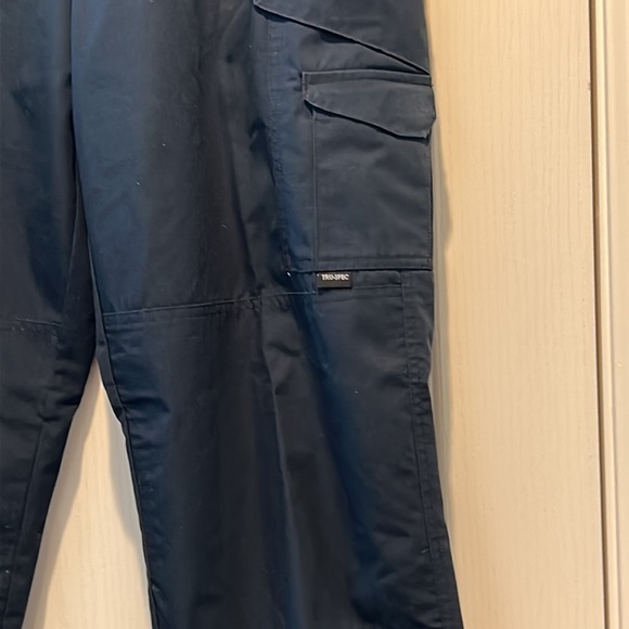 TRU-SPEC NAVY BLUE TACTICAL CARGO PANTS. Exc.  condition/worn once size 34/32 - Picture 2 of 6